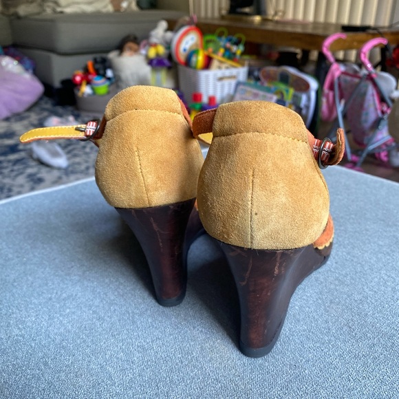 Wedges - Picture 3 of 5